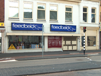 820344 Gezicht op de winkelpui van het pand Biltstraat 90 (Muziekhandel Feedback ) te Utrecht.N.B. Tussen 1864 en 1936 ...